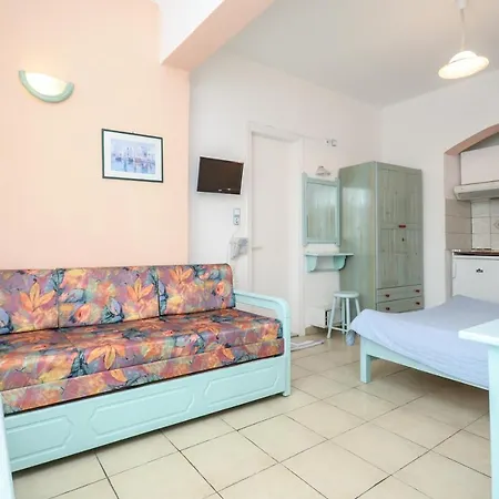 Sunday * Agia Anna (Naxos)