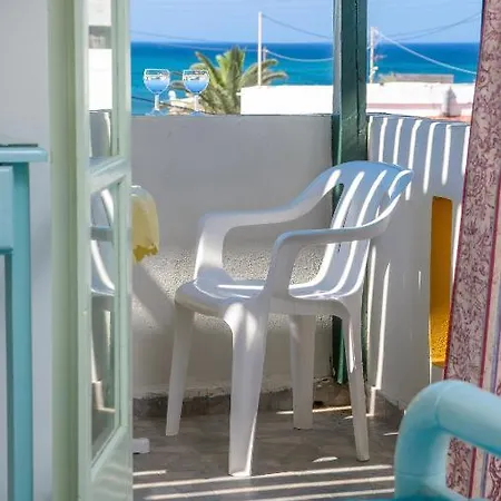 Sunday Daire Agia Anna (Naxos)