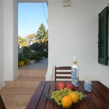 Sunday Agia Anna (Naxos)