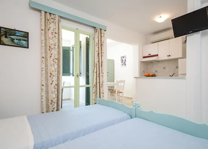 Sunday Daire Agia Anna (Naxos)